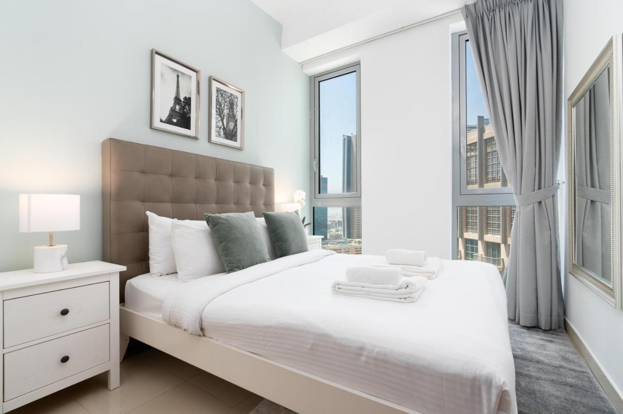 Ultimate Stay / 4 Beds / Burj Khalifa View Dubai Exterior foto