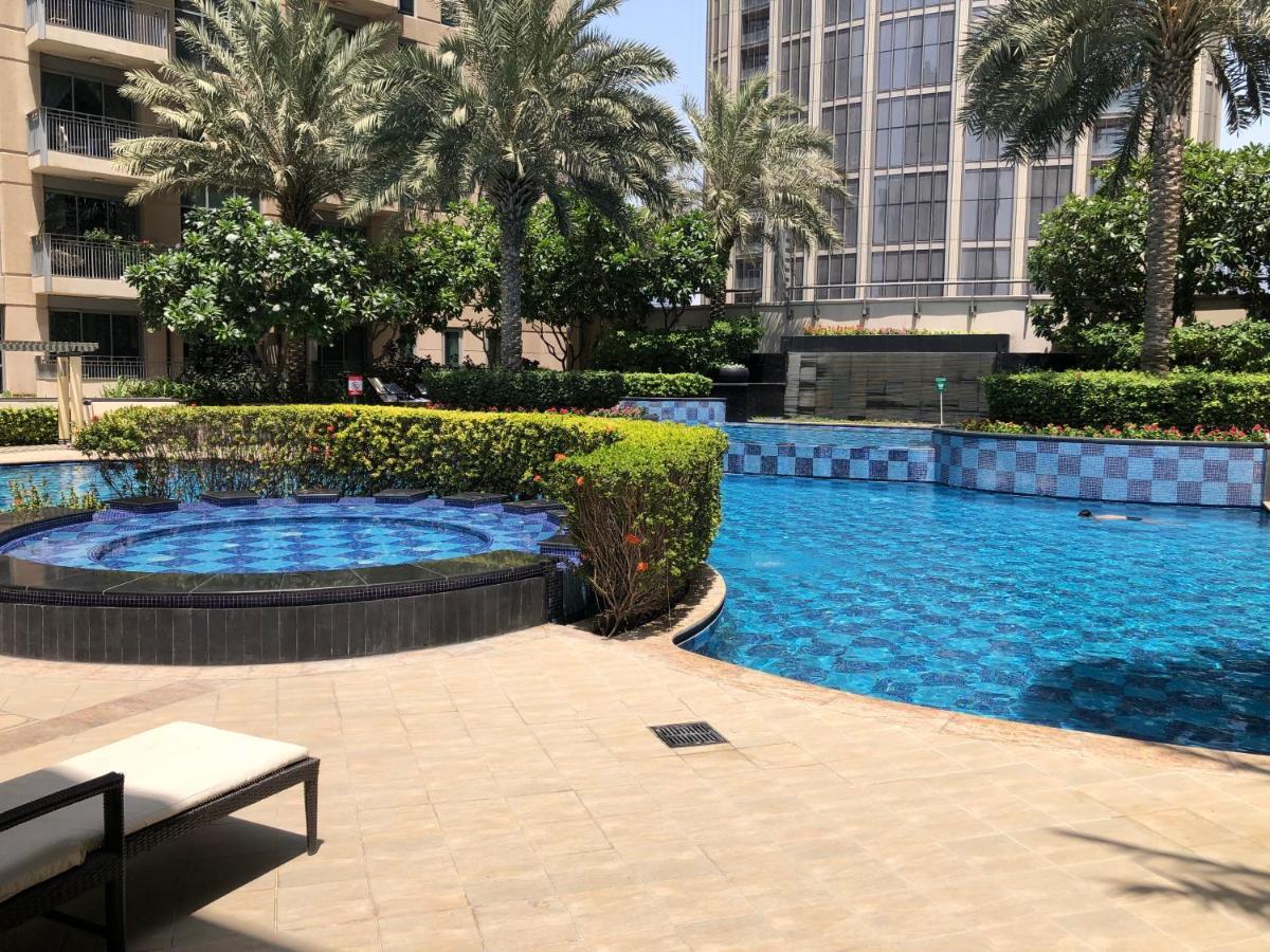 Ultimate Stay / 4 Beds / Burj Khalifa View Dubai Exterior foto